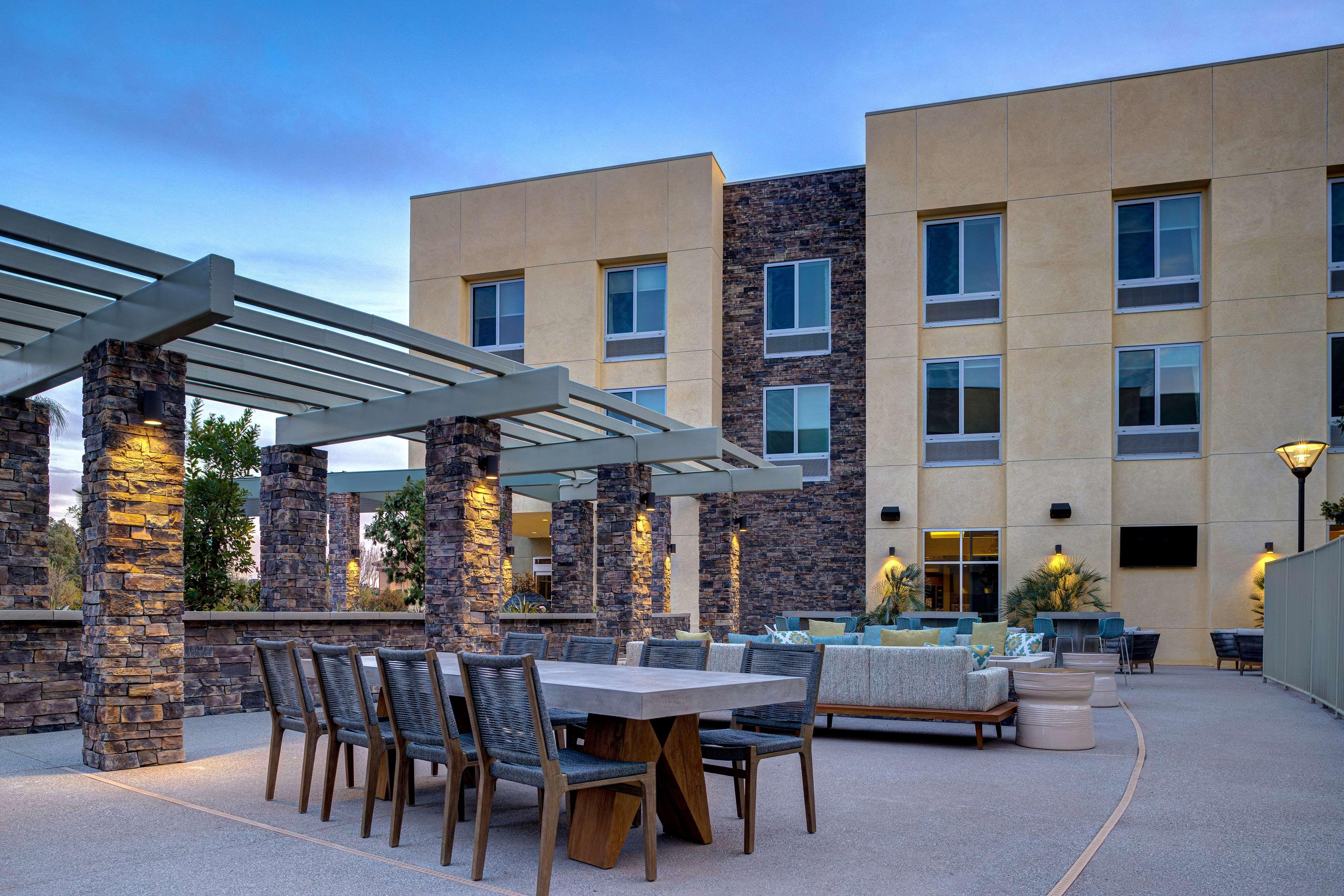 Hilton Garden Inn Temecula Exterior foto