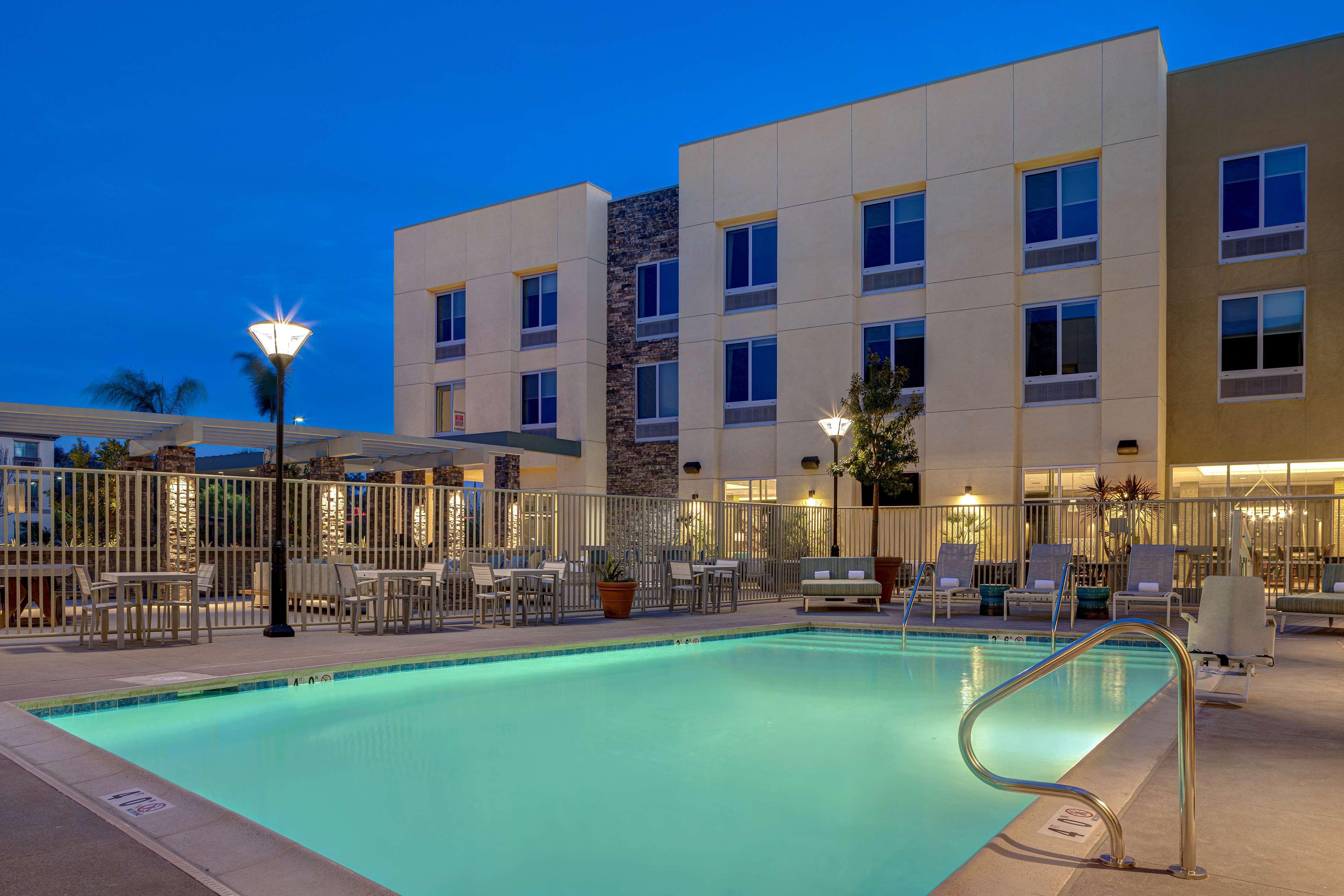 Hilton Garden Inn Temecula Exterior foto